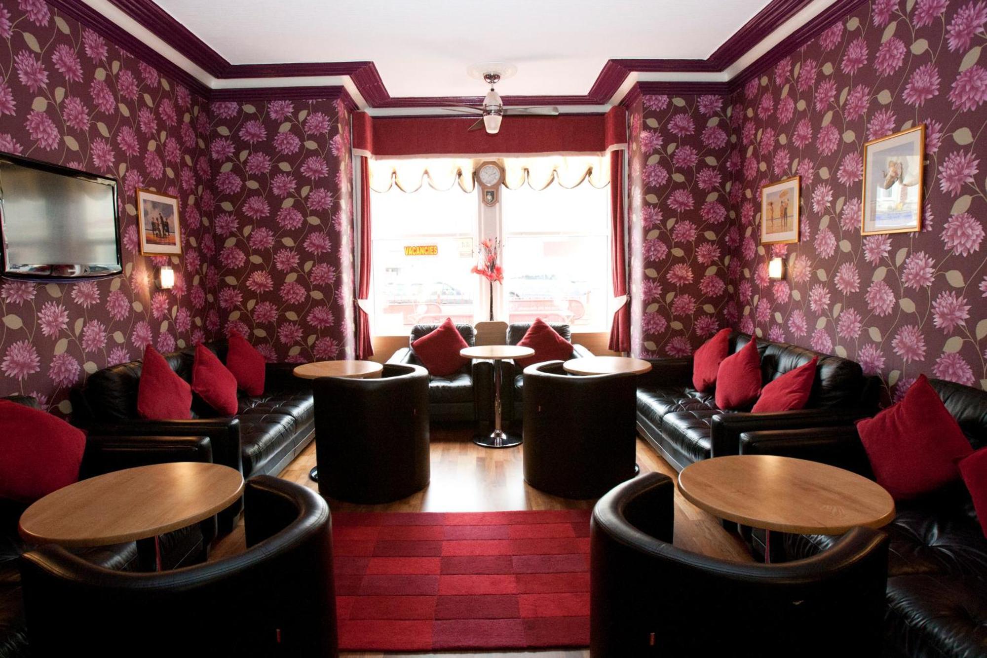 Valentine Lodge Over 21 Adult Couples Only Blackpool Esterno foto