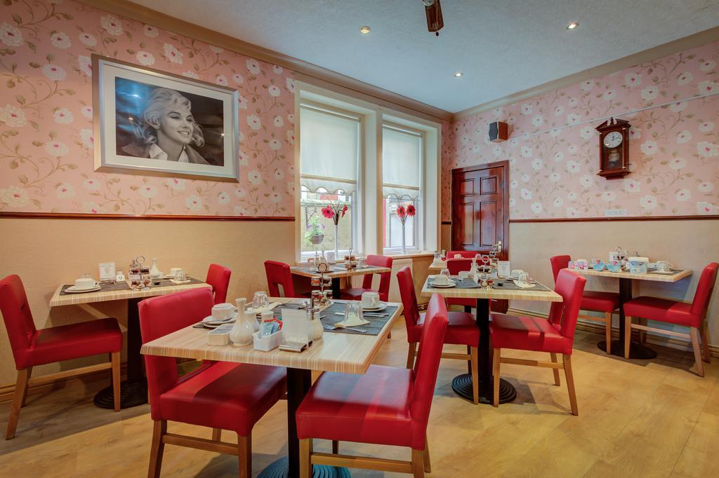 Valentine Lodge Over 21 Adult Couples Only Blackpool Esterno foto