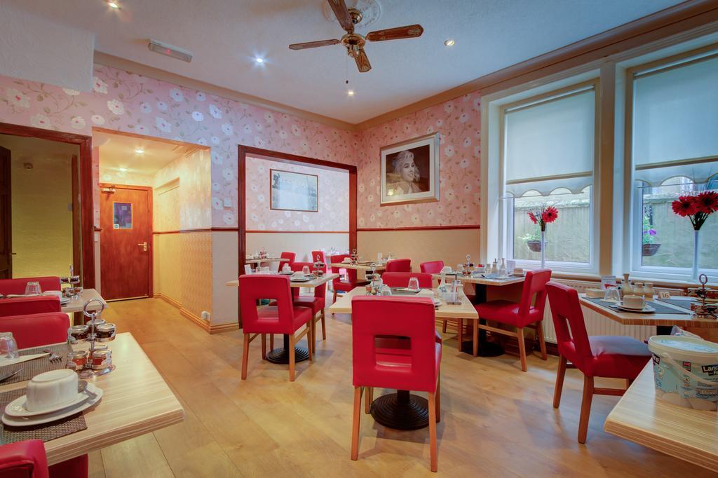 Valentine Lodge Over 21 Adult Couples Only Blackpool Esterno foto