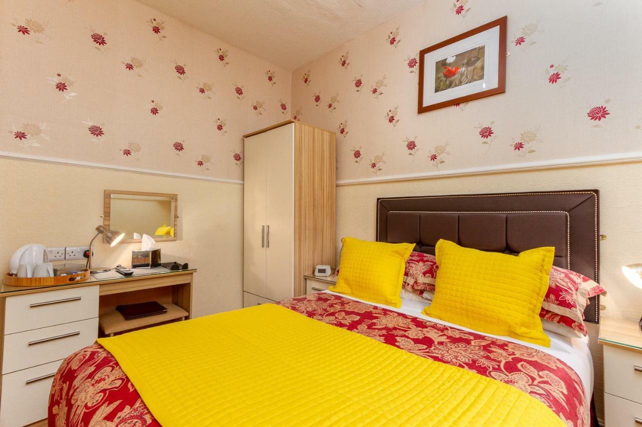 Valentine Lodge Over 21 Adult Couples Only Blackpool Esterno foto