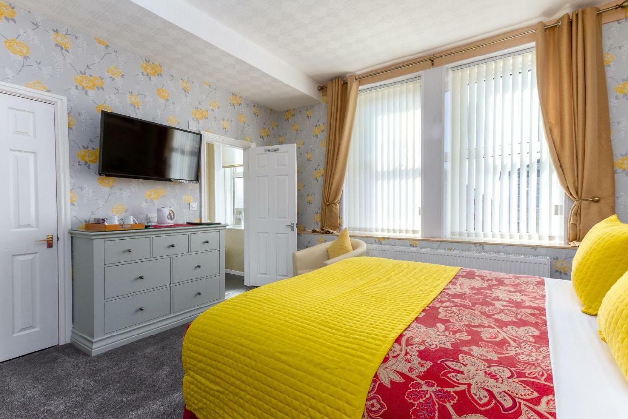 Valentine Lodge Over 21 Adult Couples Only Blackpool Esterno foto