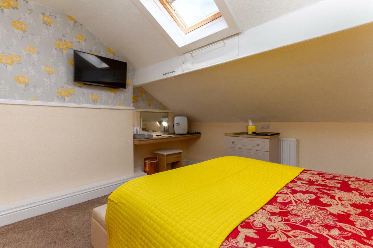 Valentine Lodge Over 21 Adult Couples Only Blackpool Esterno foto